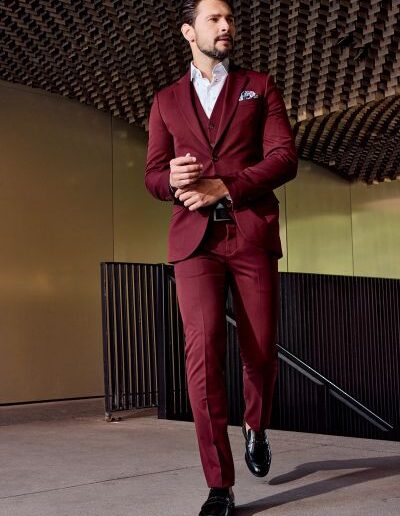 bordowy-garnitur-meski (1)